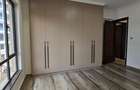 2 Bed Apartment with En Suite at Brookside Close - 15