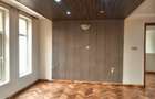 5 Bed Townhouse with En Suite in Lavington - 13