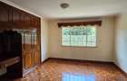 5 Bed House with En Suite in Runda - 17