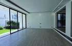 5 Bed Townhouse with En Suite in Lavington - 2