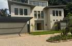 5 Bed Townhouse with Garden at Close To The Un Headquarters - 2