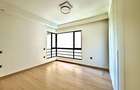 3 Bed Apartment with En Suite in Riverside - 1