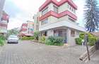 5 Bed Townhouse with En Suite at Convent Drive - 3