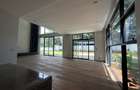 5 Bed Townhouse with En Suite in Runda - 3