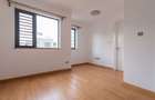 4 Bed Villa with En Suite in Garden Estate - 13