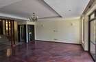 5 Bed Townhouse with En Suite at Convent Drive - 6