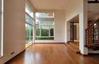 4 Bed Townhouse with En Suite in Lavington - 7