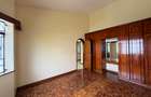 4 Bed Townhouse with En Suite in Riverside - 11