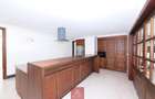5 Bed Apartment with En Suite at Nyando Road - 6