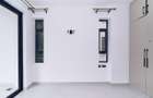 2 Bed Apartment with Gym in Brookside - 12