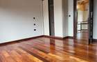 4 Bed House with En Suite in Runda - 16