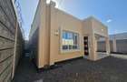 3 Bed House with En Suite at Eastern Bypass - 2