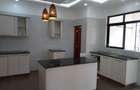 3 Bed Apartment with En Suite at Denis Prit - 7