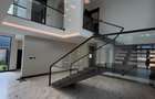 5 Bed House with En Suite in Nyari - 6