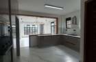 6 Bed Townhouse with En Suite in Uthiru - 15