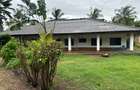 4 Bed Villa with En Suite at Diani Beach Road - 4