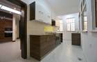 4 Bed Townhouse with Garden in Spring Valley - 4