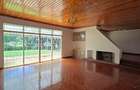 4 Bed House with En Suite at Loresho Creasent - 20
