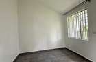 5 Bed House with En Suite in Nyari - 11
