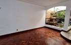 4 Bed Villa with En Suite in Lavington - 8