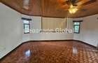 5 Bed House with En Suite in Runda - 10