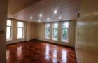 5 Bed Townhouse with En Suite in Lavington - 13