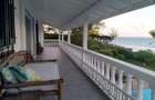 4 Bed Villa with En Suite at Bofa - 1