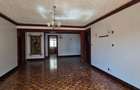 3 Bed Apartment with En Suite at Riverside Drive - 8