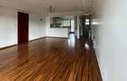 Serviced 3 Bed Apartment with En Suite in Riverside - 18