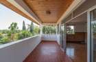 10 Bed House with Garden at Rosslyn Lone Tree - 15
