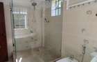 5 Bed House with En Suite in Runda - 18