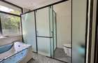 5 Bed Townhouse with En Suite in Lavington - 18
