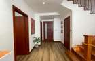 5 Bed Apartment with En Suite in Parklands - 4