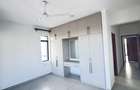 3 Bed Apartment with En Suite at Off Links Road - 9