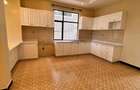 5 Bed Townhouse with En Suite in Karen - 3