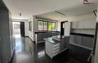6 Bed Villa with En Suite in Runda - 10