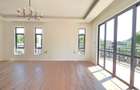 5 Bed Villa with En Suite at Lavington - 13