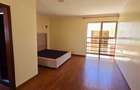 5 Bed Townhouse with En Suite at Lavington Road - 19