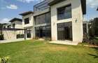 5 Bed Townhouse with En Suite in Runda - 20