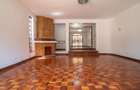5 Bed House with En Suite in Lavington - 2