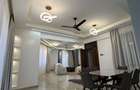 Serviced 2 Bed Apartment with En Suite at 1St Avanue - 9