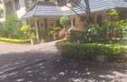5 Bed Townhouse with En Suite in Lavington - 3