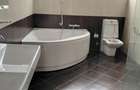 5 Bed Townhouse with En Suite in Westlands Area - 16