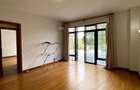 5 Bed Townhouse with En Suite in Spring Valley - 15
