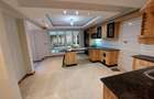 5 Bed Townhouse with En Suite at Convent Drive - 6