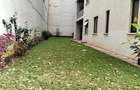 Furnished 4 Bed Apartment with En Suite in Spring Valley - 13