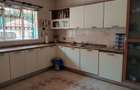 4 Bed House with En Suite in Lavington - 10
