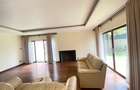 5 Bed Townhouse with En Suite in Lavington - 7