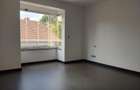 3 Bed Apartment with En Suite in Riverside - 12