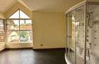 5 Bed Townhouse with En Suite at Owashika Road - 12